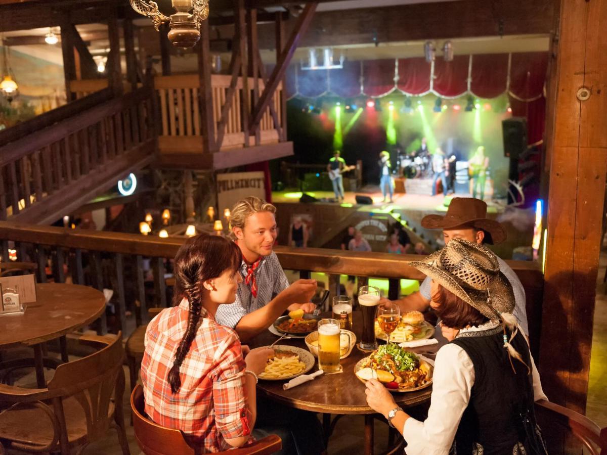 Pullman City Westernstadt Эгинг Экстерьер фото