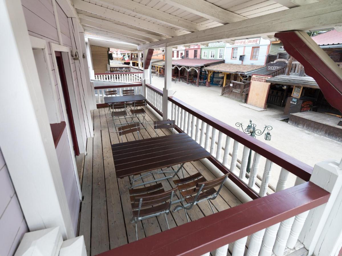 Pullman City Westernstadt Эгинг Экстерьер фото