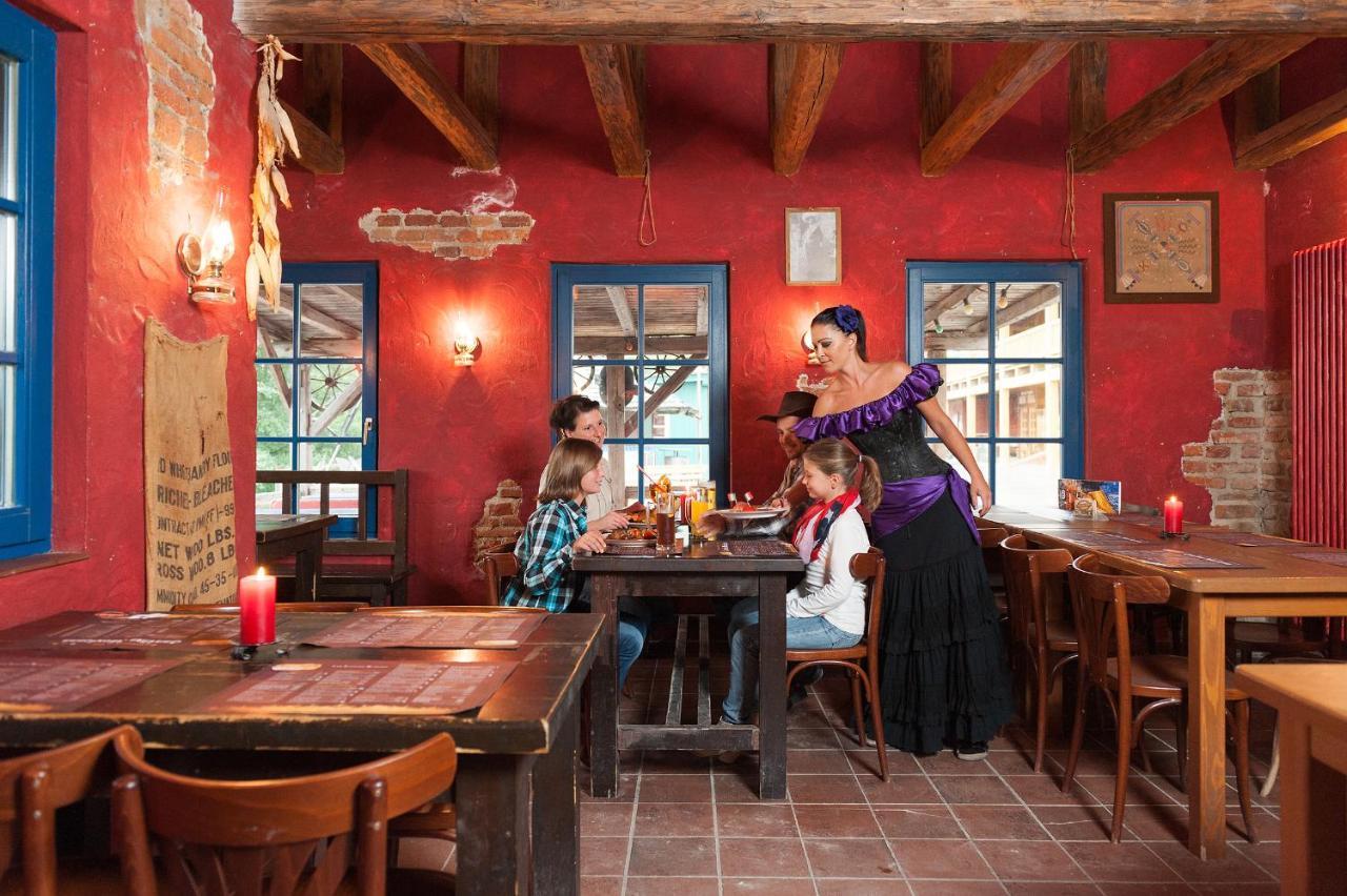 Pullman City Westernstadt Эгинг Экстерьер фото