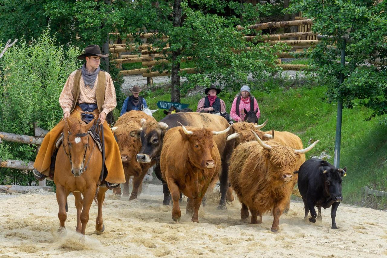 Pullman City Westernstadt Эгинг Экстерьер фото