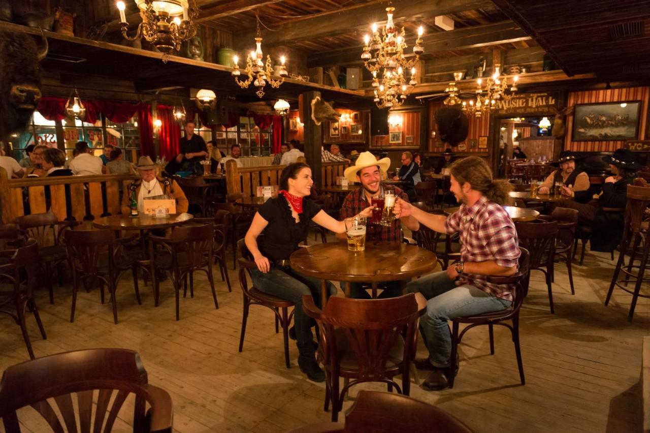 Pullman City Westernstadt Эгинг Экстерьер фото